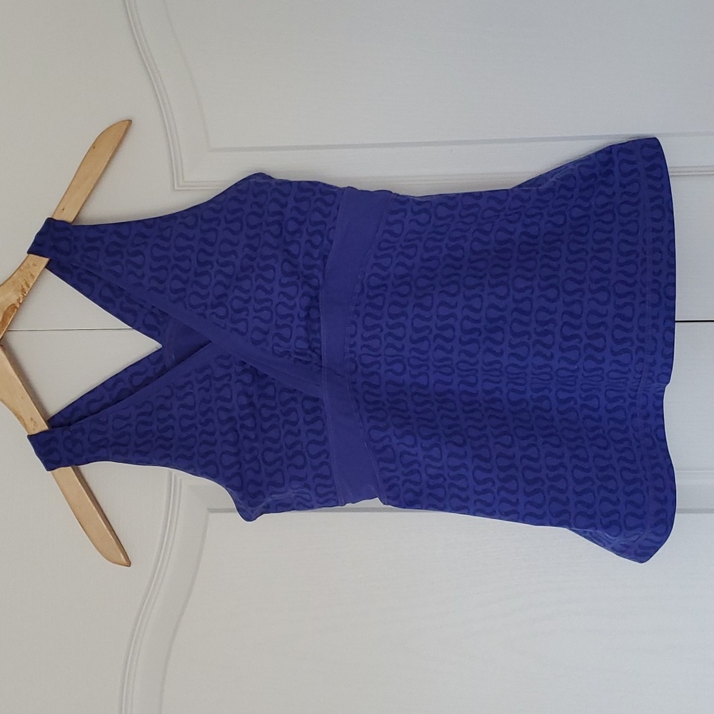 Lululemon Run Deep V- neck tank